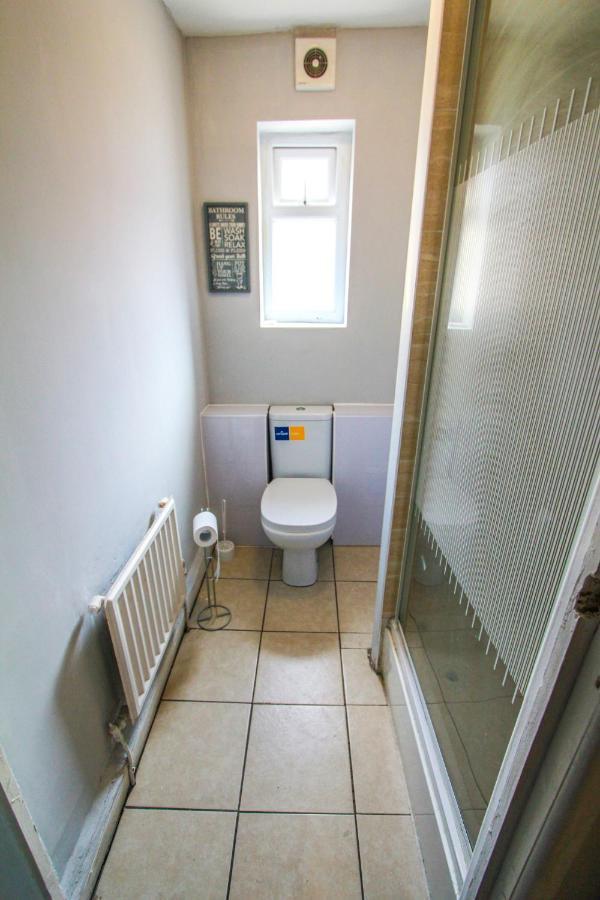 Central Bolton Accommodation 外观 照片